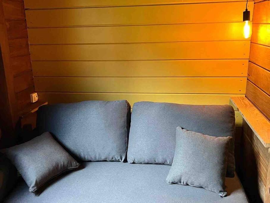 La Kaz A Pepes, Charmant Logement Avec Piscine Lamentin Bagian luar foto